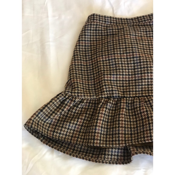 J. Crew || Houndstooth flounce mini skirt - Picture 3 of 8